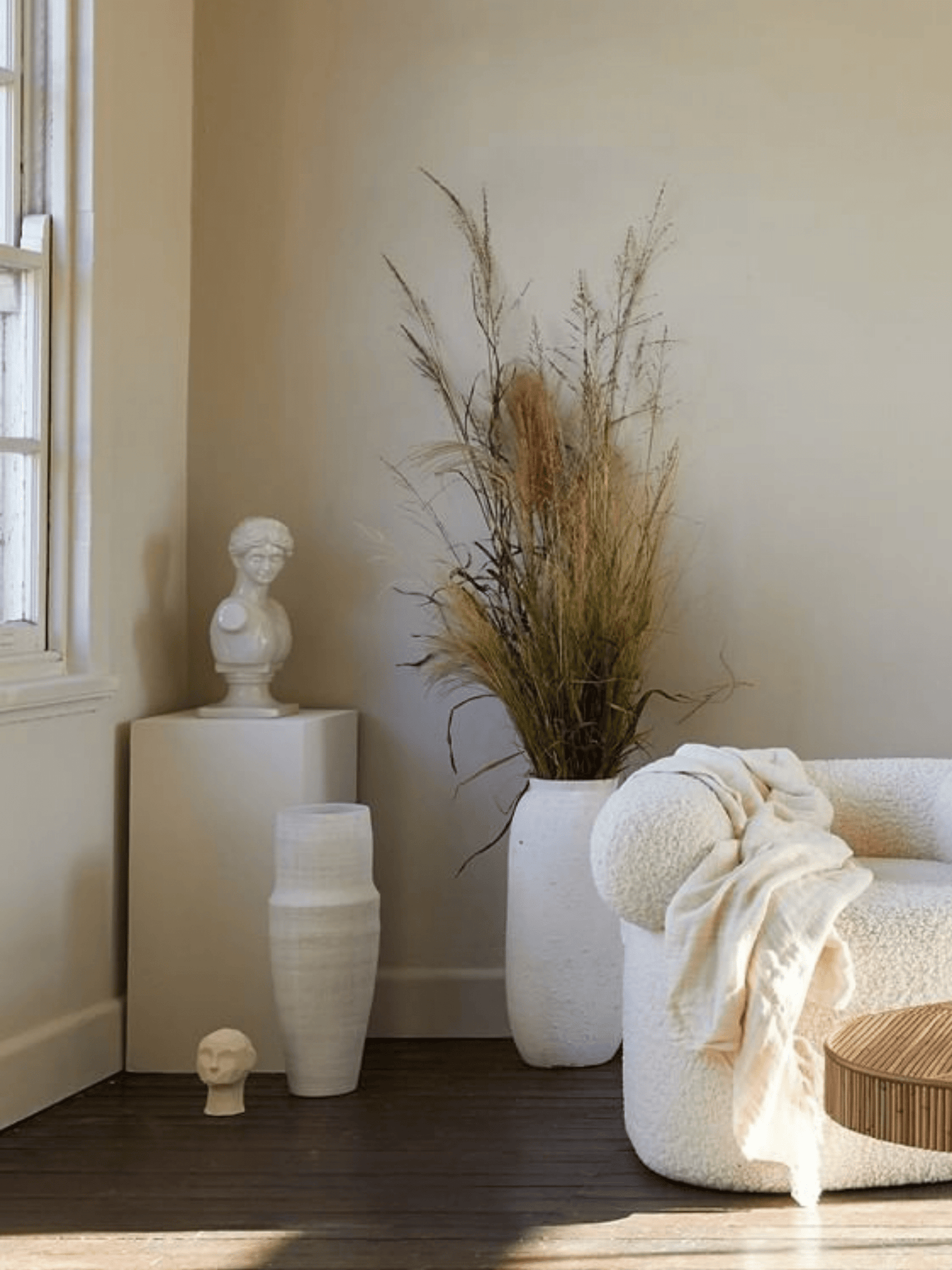 Pulo Organic White Stoneware Tall Large Vase