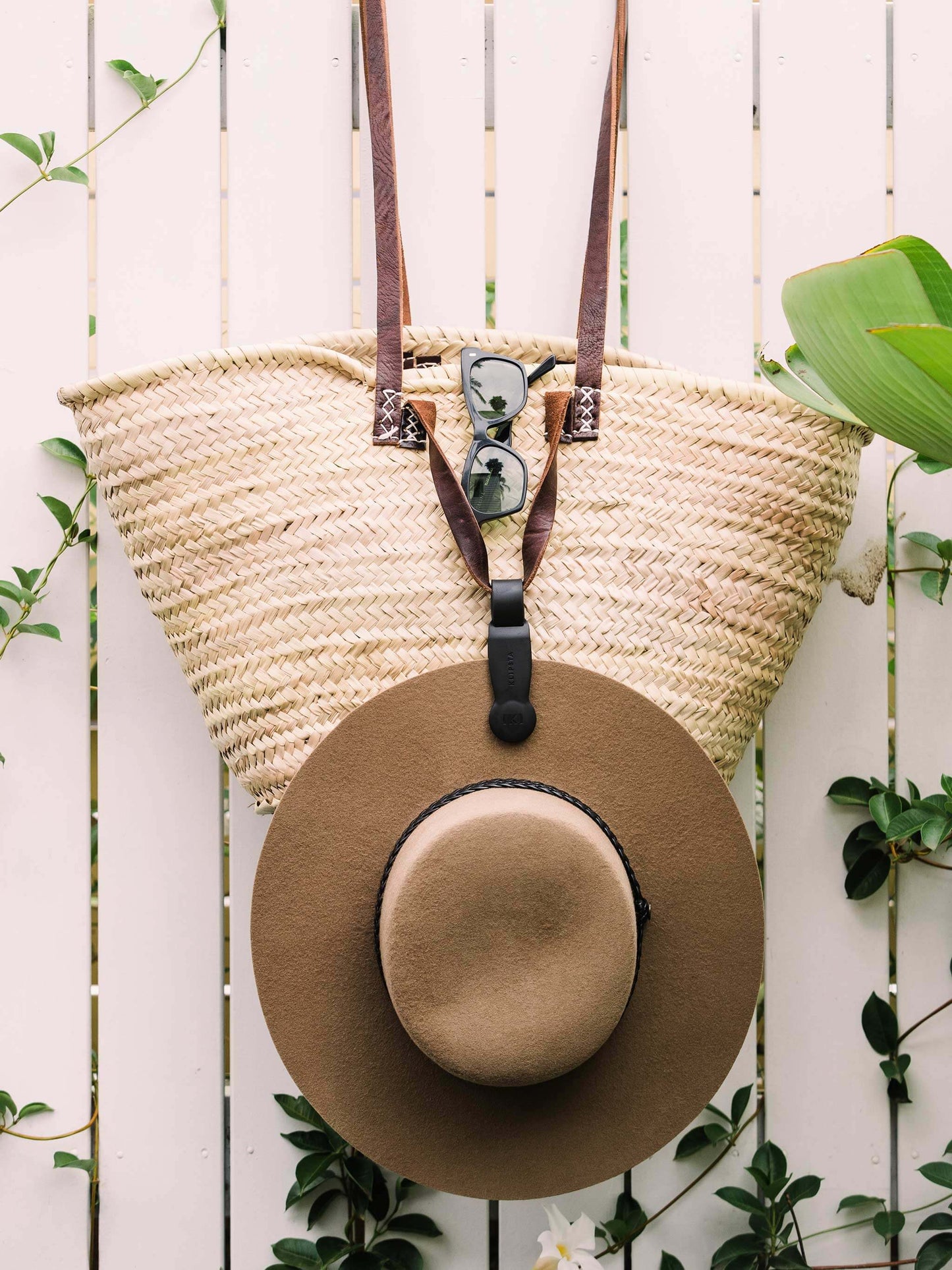 Hat Clip - Shop Charlies Interiors