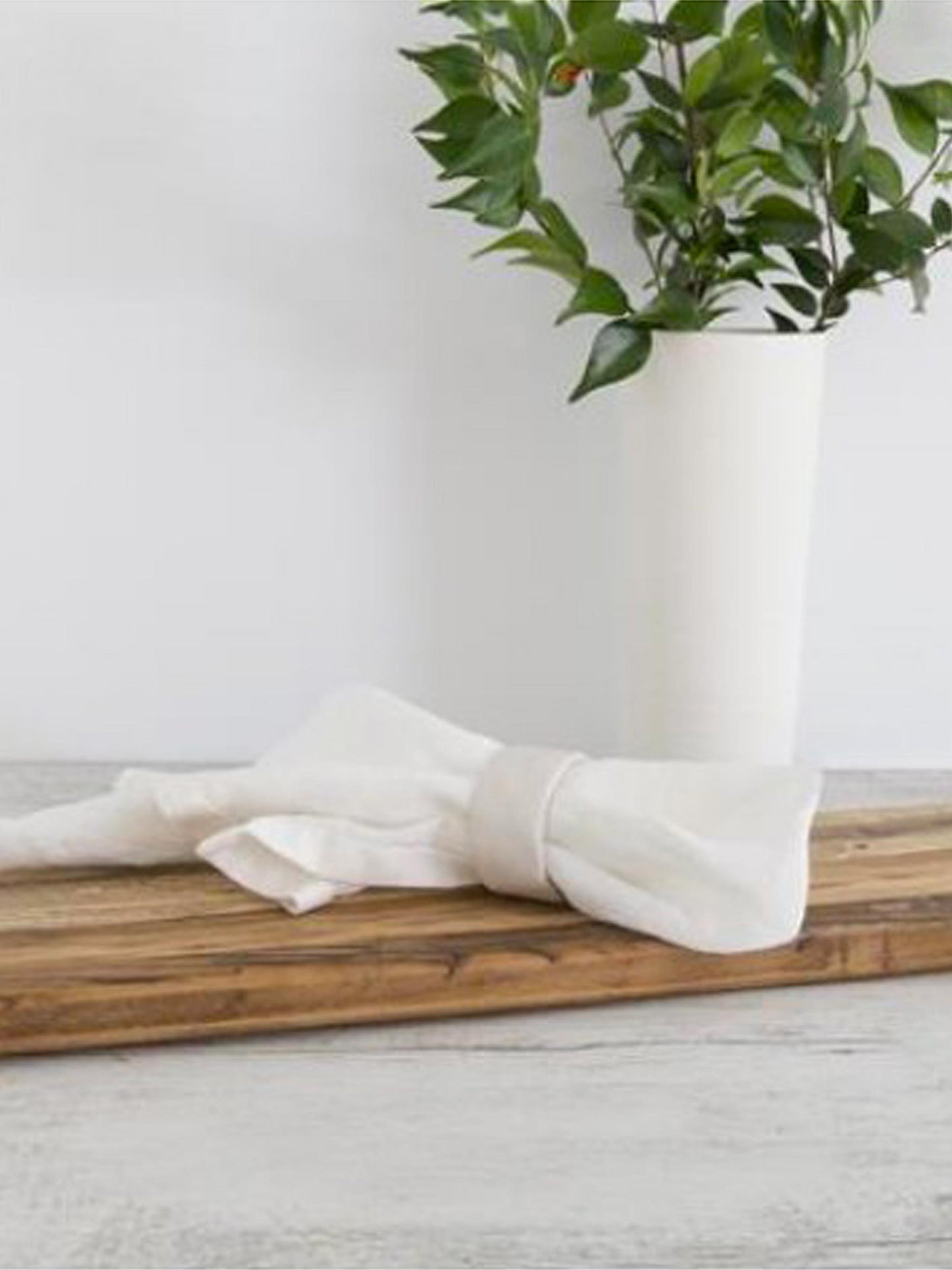 Flax Handcrafted Napkin Ring in Textured Ceramic Snow White 5.5cm