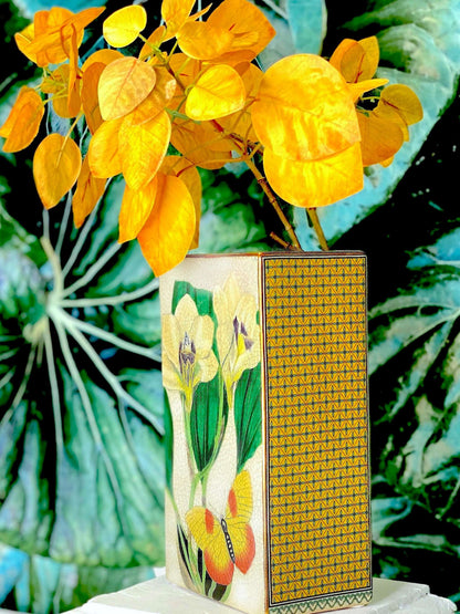 Porcelain Vase Este Maxillara Yellow & Green by Creatively Active MindsPorcelain Vase Este Maxillara Yellow & Green by Creatively Active Minds