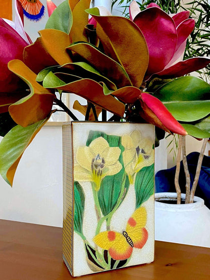 Porcelain Vase Este Maxillara Yellow & Green by Creatively Active Minds