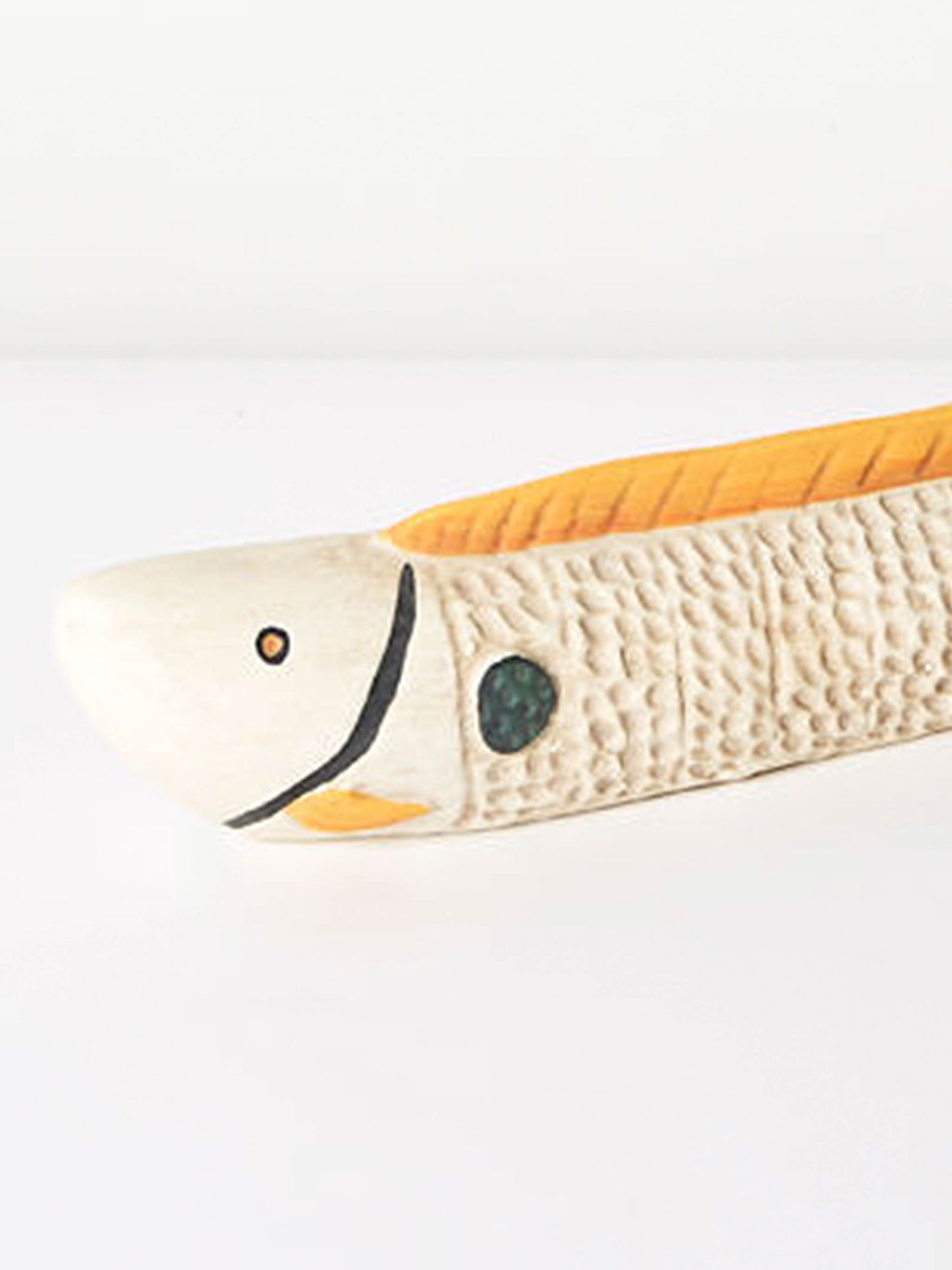 Kino Ceramic Long Fish Decorative Sculpture Ornament – White Multi Tone