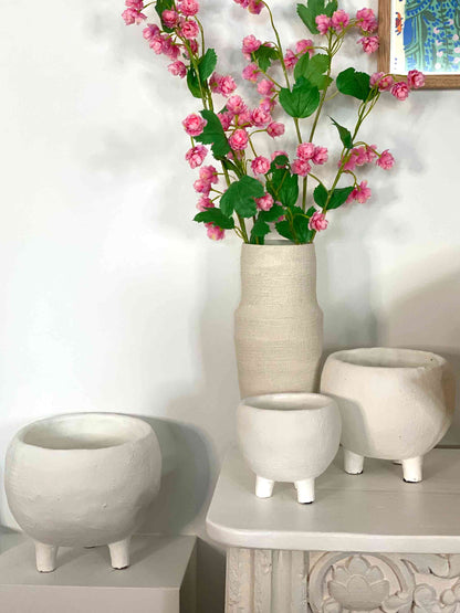 Niro Short White Dome Pot with Standing Legs – Large