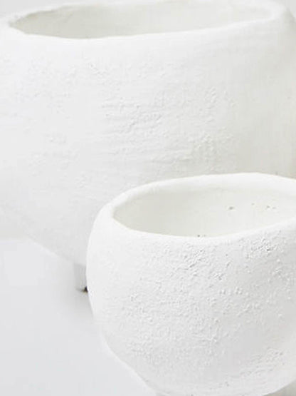 Niro Short Textured White Dome Pot with Standing Legs – Large